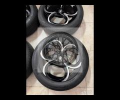 Cerchi 18 e pneumatici nuova Alfa Romeo Junior