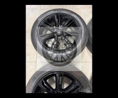 Cerchi 20 e pneumatici originali Land Rover Velar