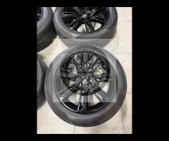 Cerchi 20 e pneumatici originali Land Rover Velar