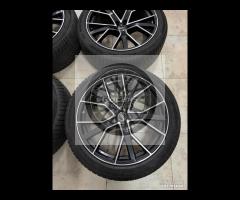 Cerchi e pneumatici 22 originali Audi Q8