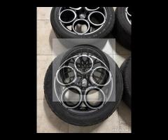 Cerchi 18 e pneumatici invernali Alfa Romeo Tonale
