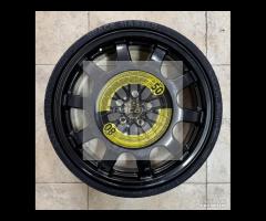 Kit nuovo ruotino e accessori originale Audi Q8 - 1
