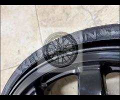 Kit nuovo ruotino e accessori originale Audi Q8 - 2