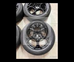 Cerchi 19 neri e pneumatici M+S Alfa Romeo Stelvio