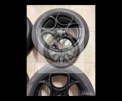 Cerchi 19 neri e pneumatici M+S Alfa Romeo Stelvio - 6