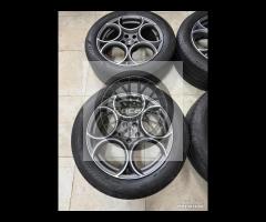 Cerchi pneumatici originali Alfa Romeo Stelvio 19 - 4