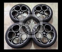 Cerchi 19 originali Alfa Romeo Giulia e pneumatici