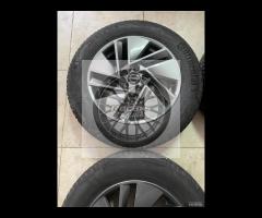 Cerchi 17 e pneumatici 4 Stagioni Nissan Qashqai