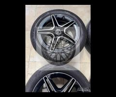 Cerchi 19 originali Mercedes Gla Glb e pneumatici
