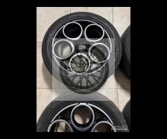 Cerchi 18 e pneumatici invernali Alfa Romeo Tonale