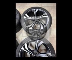 Cerchi 20 e pneumatici originali Audi Q3 - 6