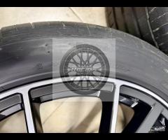 Cerchi 22 e pneumatici originali Audi Q8 - 8
