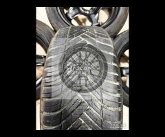Cerchi 16 e pneumatici 4 Stagioni Renault Clio - 8