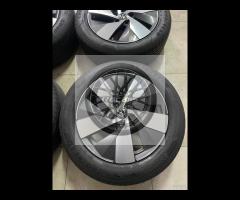 Cerchi 17 pneumatici nuova Volkswagen Passat T-roc
