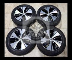 Cerchi 18 e pneumatici 4 Stagioni Volvo XC40