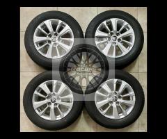 Cerchi e pneumatici 16 Toyota Yaris Cross