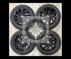 Cerchi 16 Volkswagen Golf e pneumatici 4 Stagioni