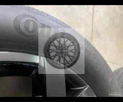 Cerchi neri e pneumatici 17 originali Dacia Duster - 7