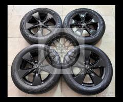 Cerchi 18 e pneumatici originali Volvo Xc40