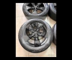 Cerchi 18 e pneumatici originali Volvo Xc40
