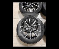 Cerchi 16 e pneumatici originali Toyota Yaris