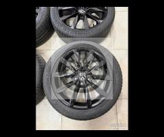 Cerchi neri e pneumatici 17 Volkswagen Golf - 5