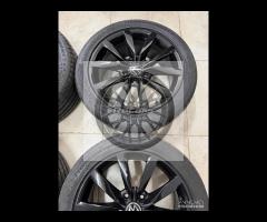 Cerchi neri e pneumatici 17 Volkswagen Golf - 6