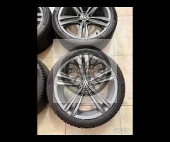 Cerchi 18 e pneumatici M+S Volkswagen Golf R Line