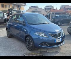 Lancia Ypsilon 1.0 FireFly 5 porte Hybrid Gold - 7