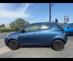 Lancia Ypsilon 1.0 FireFly 5 porte Hybrid Gold - 9