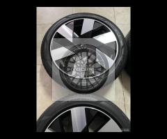 Cerchi 20 e pneumatici originali Volvo Xc40