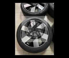 Cerchi 20 e pneumatici originali Volvo Xc40
