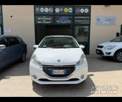 Peugeot 208 1.2 VTi 82 CV 5 porte Allure