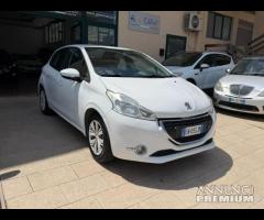 Peugeot 208 1.2 VTi 82 CV 5 porte Allure