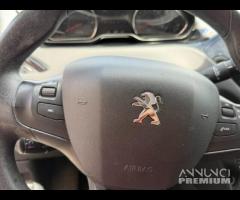 Peugeot 208 1.2 VTi 82 CV 5 porte Allure - 13