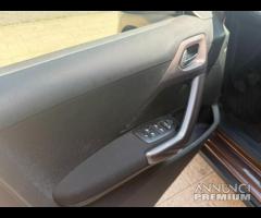 Peugeot 2008 1.6 e-HDi 92 CV Stop&Start Allure - 11