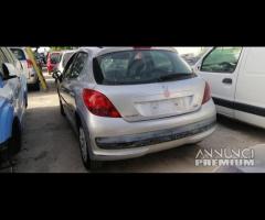 Ricambi Peugeot 207 1.4 B del 2006 motore KFU
