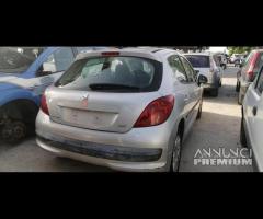 Ricambi Peugeot 207 1.4 B del 2006 motore KFU