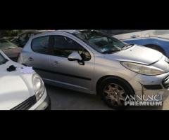 Ricambi Peugeot 207 1.4 B del 2006 motore KFU - 6