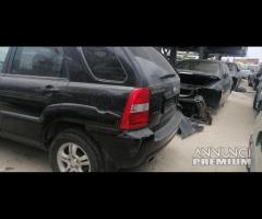 Ricambi Kia Sportage 2.0 D del 2005 - 3