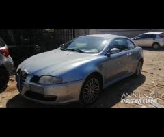 Alfa Romeo GT 1.9 D del 2004 motore 937A5000 - 1