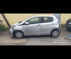 Ricambi Peugeot 108 1.0 B del 2019 motore 1KR - 2
