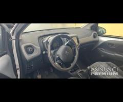 Ricambi Peugeot 108 1.0 B del 2019 motore 1KR - 6