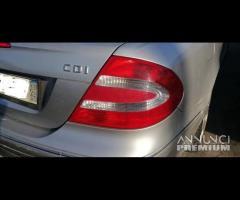 Ricambi Mercedes CLK 270 D del 2006 motore 612967 - 11