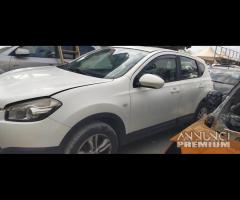 Ricambi Nissan Qashqai 1.5 D del 2010 - 7