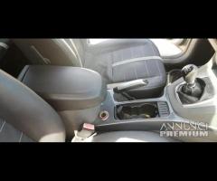 Ricambi Ford Kuga 2.0 D del 2009 motore G6DG - 12