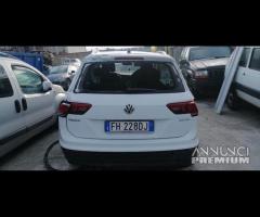 Ricambi VW Tiguan 2.0 D del 2017 motore DFG