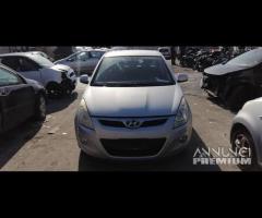 Ricambi Hyundai I 20 1.6 D del 2010 motore D4FB - 8