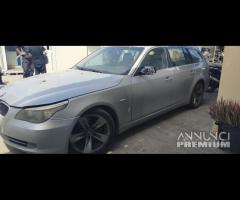 Ricambi BMW 525 D del 2007 motore 306D3