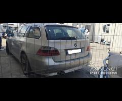 Ricambi BMW 525 D del 2007 motore 306D3